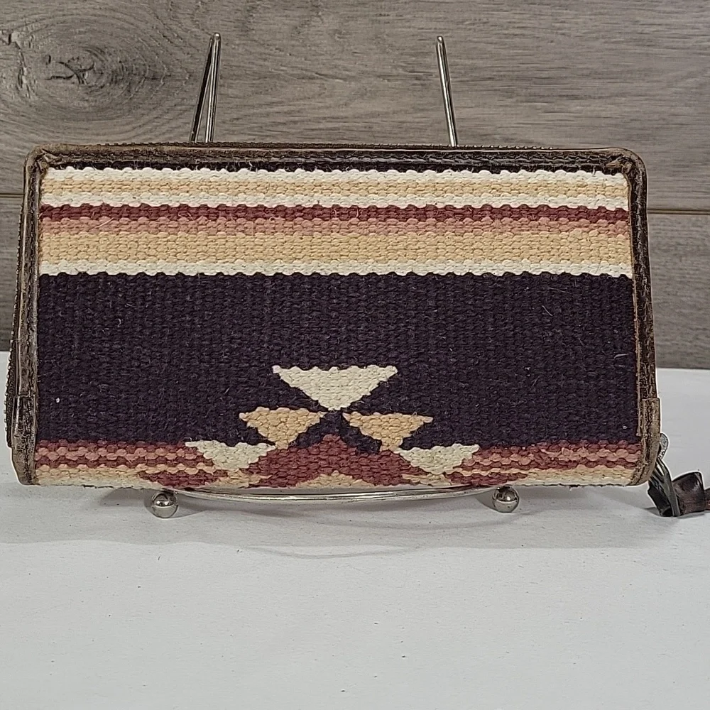 STS Ranchwear Southwestern Stripe Tapestry Leather Zip Around Wallet